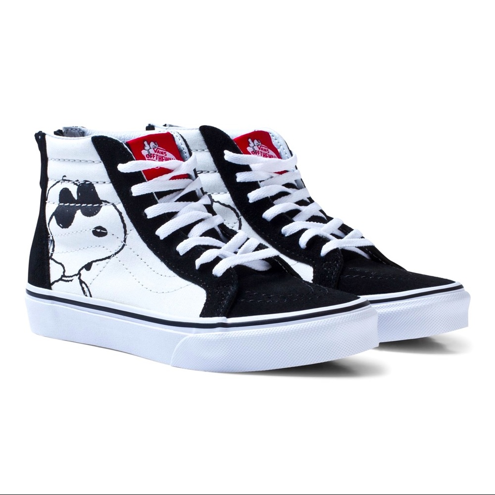 Peanuts x Vans Sk8 Hi
